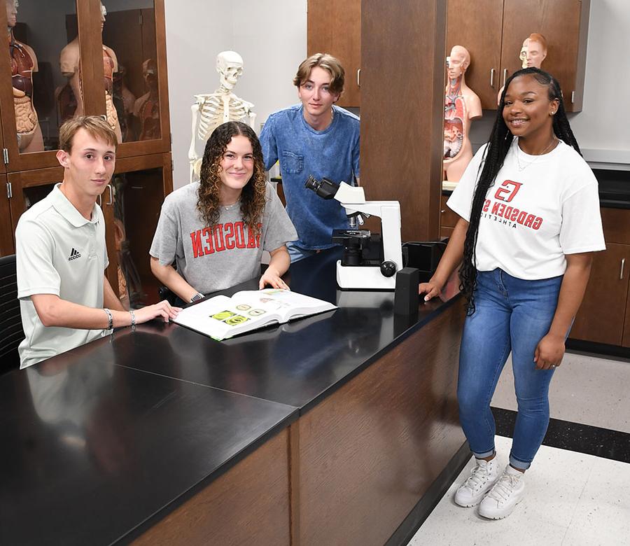 Gadsden State students in the Science Building